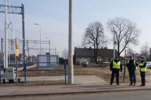 Działania profilaktyczne Policji i SOK na przejazdach kolejowych