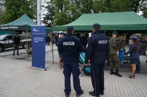 Częstochowscy policjanci na pikniku służb mundurowych