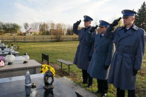 Uczcili pamięć zmarłych policjantów